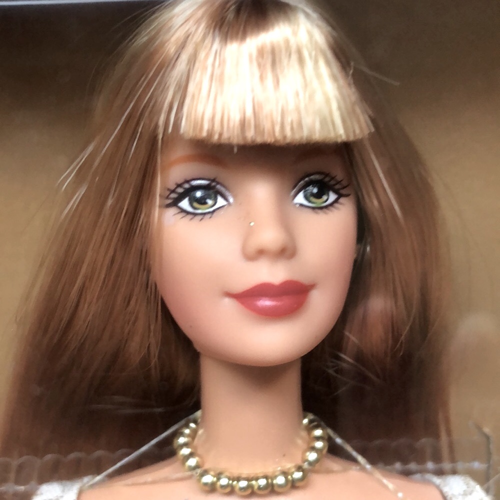 Brand New - NRFB -Golden Allure Barbie Doll Special Edition Vintage 1999 - NWOT